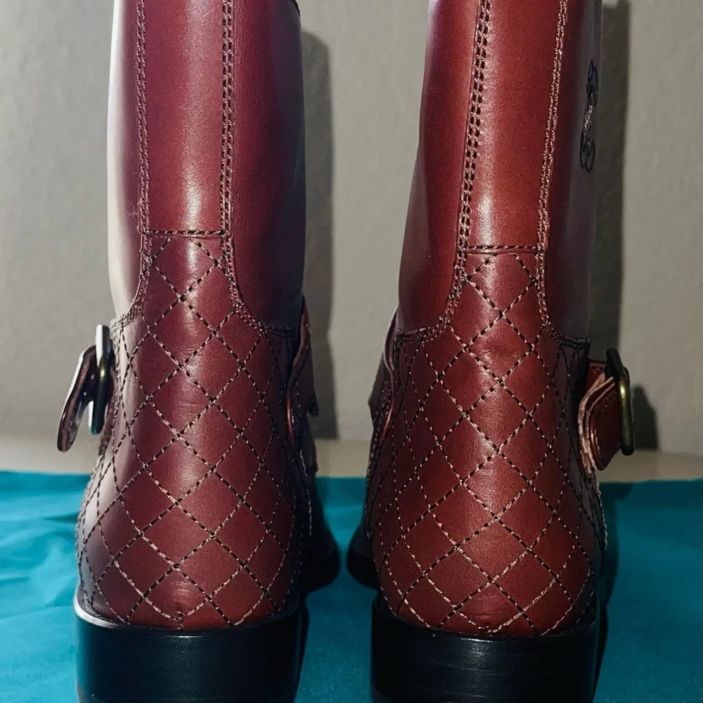 💯CHANEL💯 Combat Boot - Picture 4 of 6